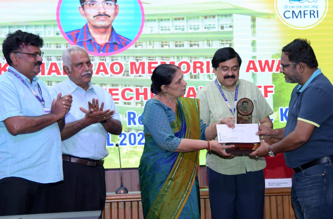 നന്ദകുമാർ റാവു സ്മാരക പുരസ്കാരങ്ങൾ വിതരണം ചെയ്തു